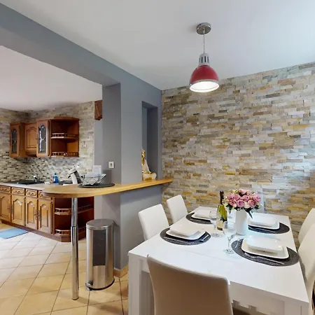 Au Pied Du Koenigsbourg 1 Apartamento Saint-Hippolyte (Haut-Rhin)